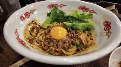 Authentic Sichuan Cuisine Where Locals Line Up! 3 Minutes from Tokyo Station – Healthy Chinese Based on Food as Medicine